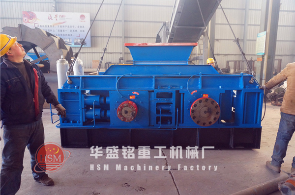 聖(sheng)戈(ge)班明智選擇(ze)華盛銘對輥破(po)碎機(ji)