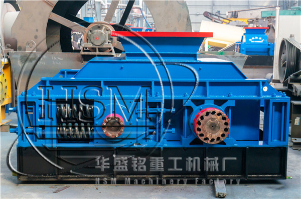 液(ye)壓對(dui)輥(gun)破碎(sui)機